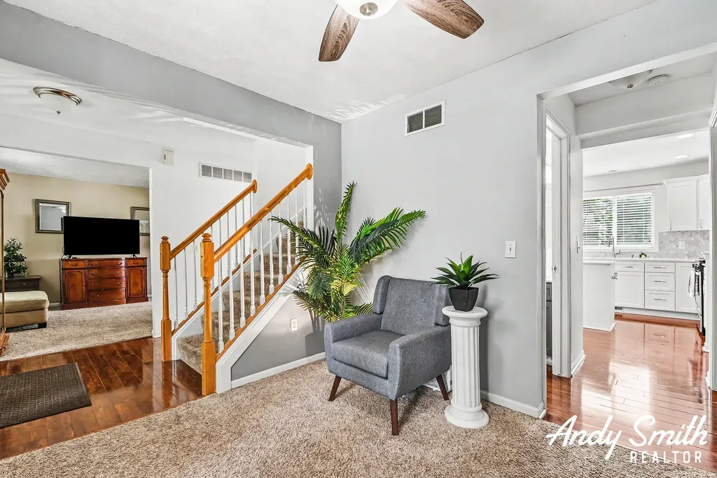 3642 S Falling Leaf Drive SE Kentwood City MI 49512