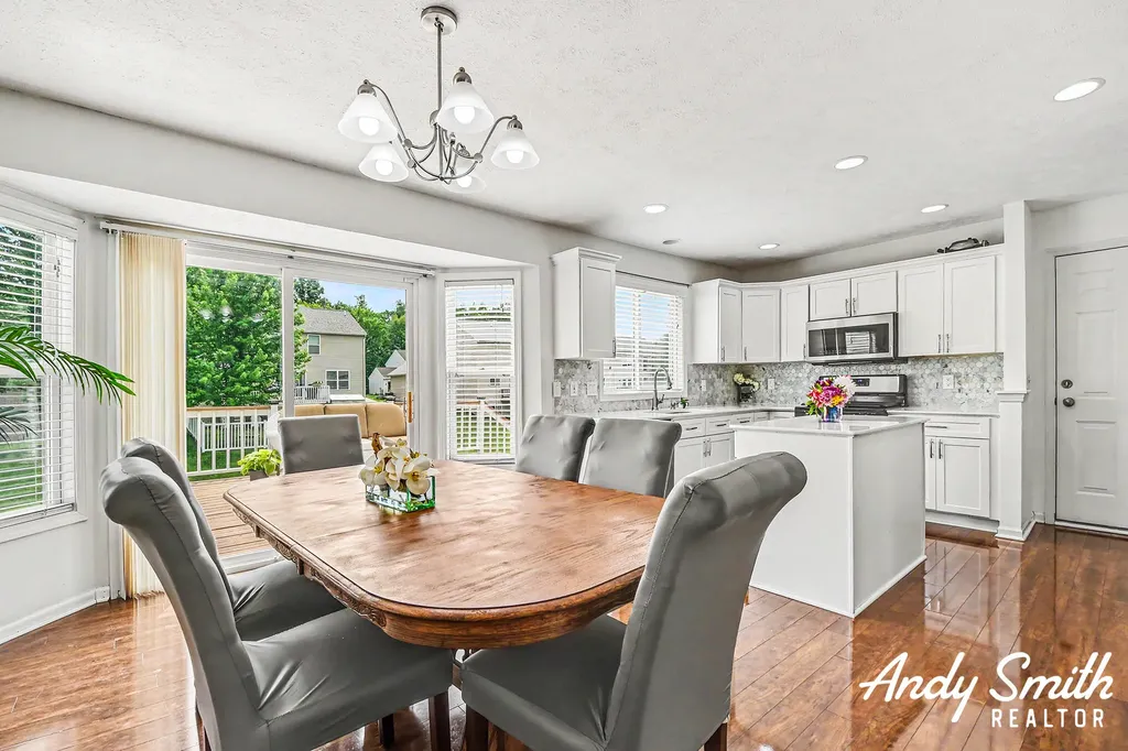 3642 S Falling Leaf Drive SE Kentwood City MI 49512
