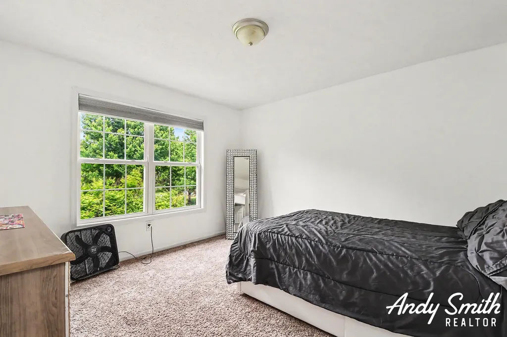 3642 S Falling Leaf Drive SE Kentwood City MI 49512