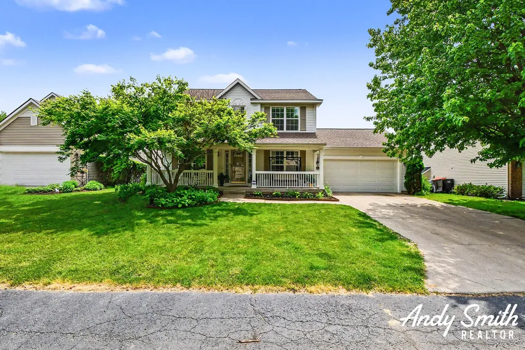 3642 S Falling Leaf Drive SE Kentwood City MI 49512