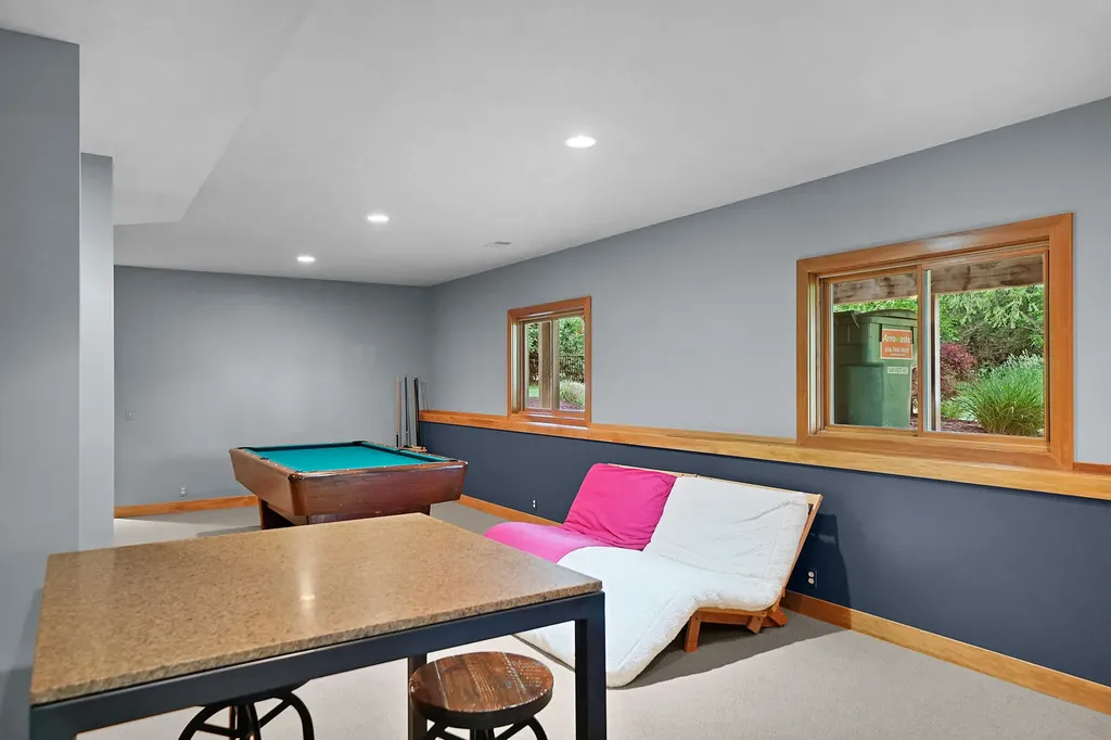 2037 Jennydale Court SE Cascade Charter Township MI 49546