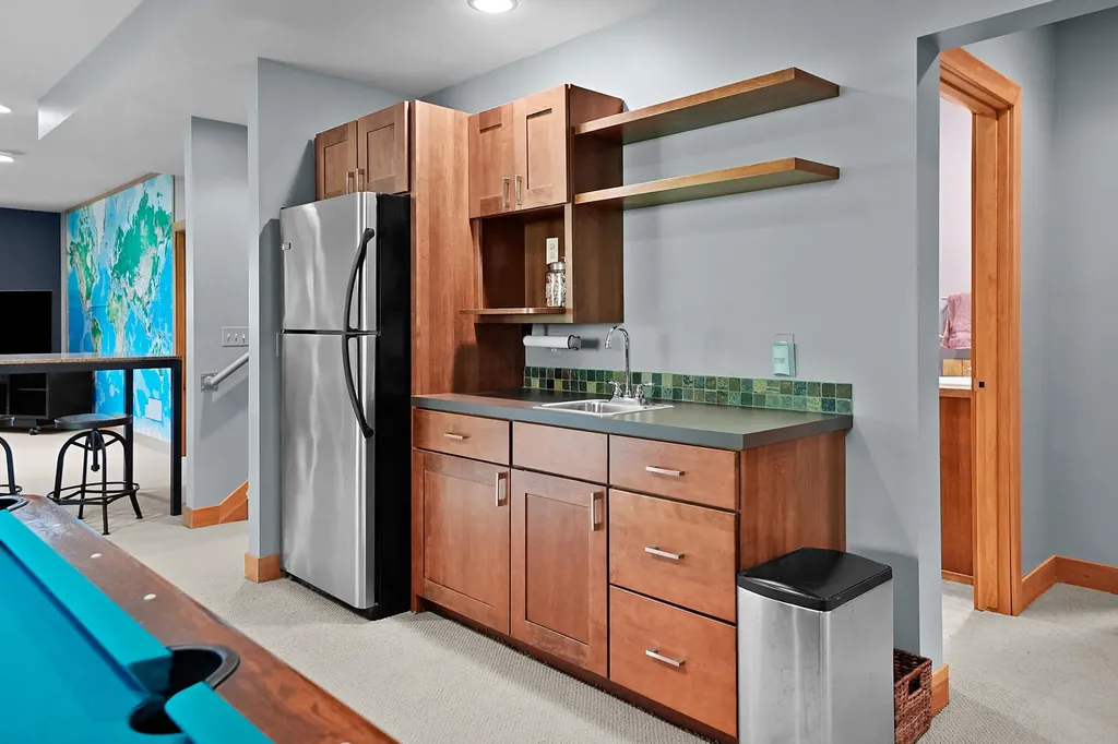 2037 Jennydale Court SE Cascade Charter Township MI 49546