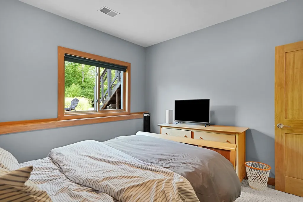2037 Jennydale Court SE Cascade Charter Township MI 49546