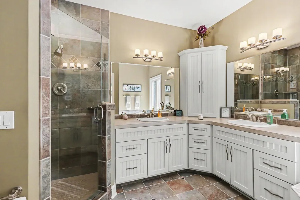 2844 Bunker Hill Drive NW Tallmadge Charter Township MI 49435