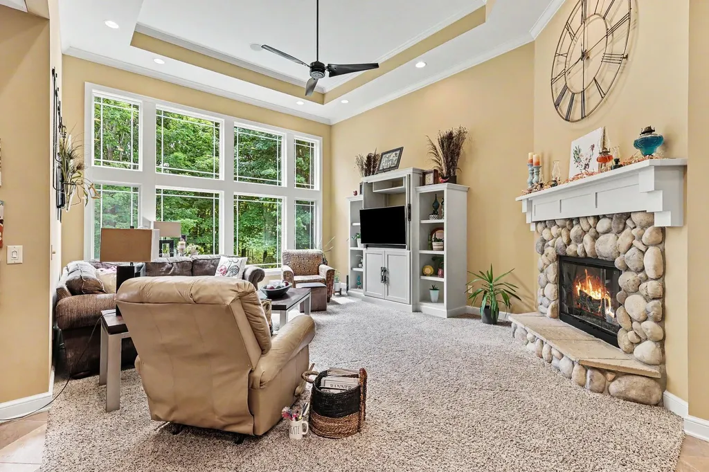 2844 Bunker Hill Drive NW Tallmadge Charter Township MI 49435