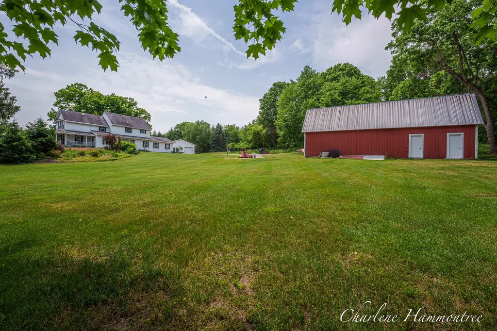9111 Summit Avenue NE Algoma Township MI 49341