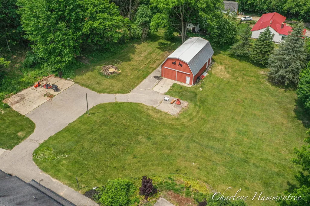 9111 Summit Avenue NE Algoma Township MI 49341