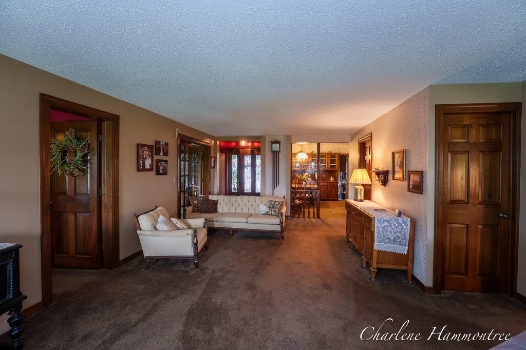 9111 Summit Avenue NE Algoma Township MI 49341