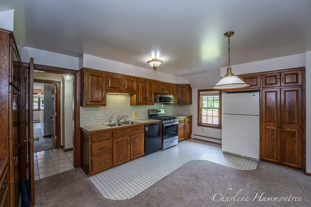 9111 Summit Avenue NE Algoma Township MI 49341