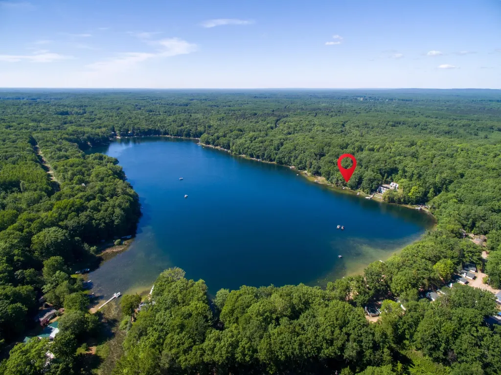 6265 N Larson Road Sheridan Township MI 49410