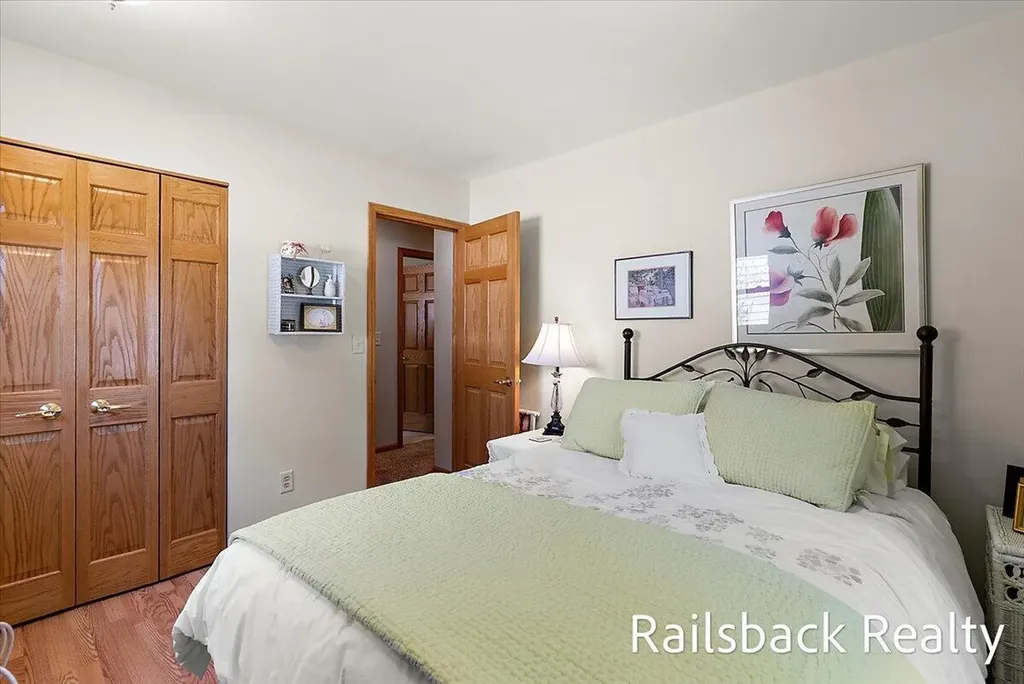 6584 Wahlfield Avenue NW Alpine Township MI 49321