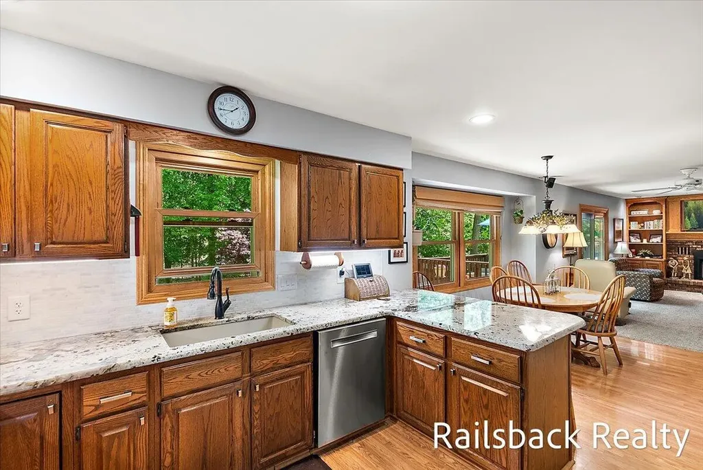 6584 Wahlfield Avenue NW Alpine Township MI 49321