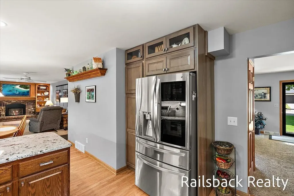 6584 Wahlfield Avenue NW Alpine Township MI 49321