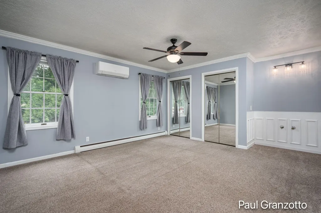 2483 Russit Drive NE Grand Rapids Charter Township MI 49525