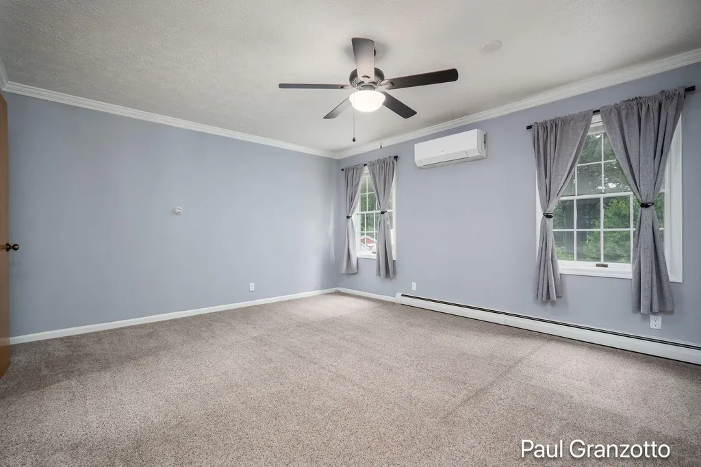 2483 Russit Drive NE Grand Rapids Charter Township MI 49525
