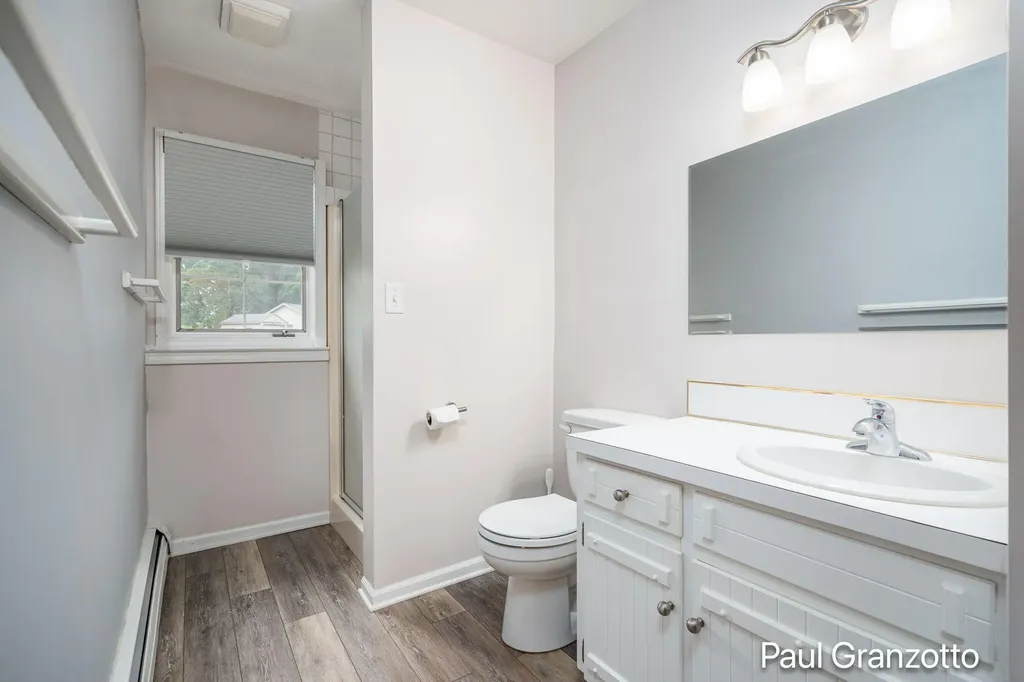 2483 Russit Drive NE Grand Rapids Charter Township MI 49525