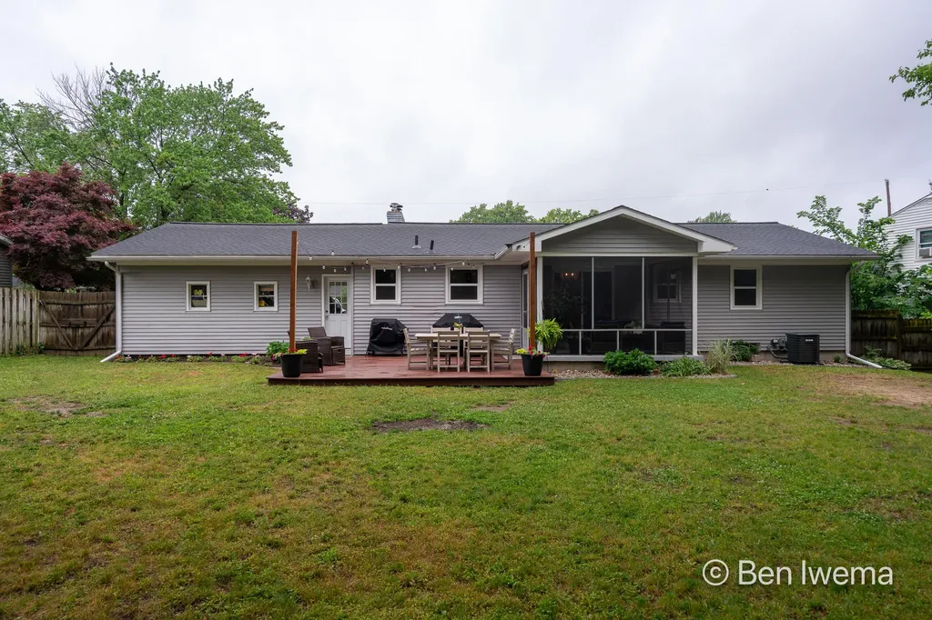 6900 Mildred Avenue SE Gaines Charter Township MI 49508