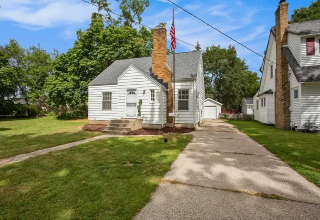425 Van Allen Street SE Grand Rapids City MI 49548