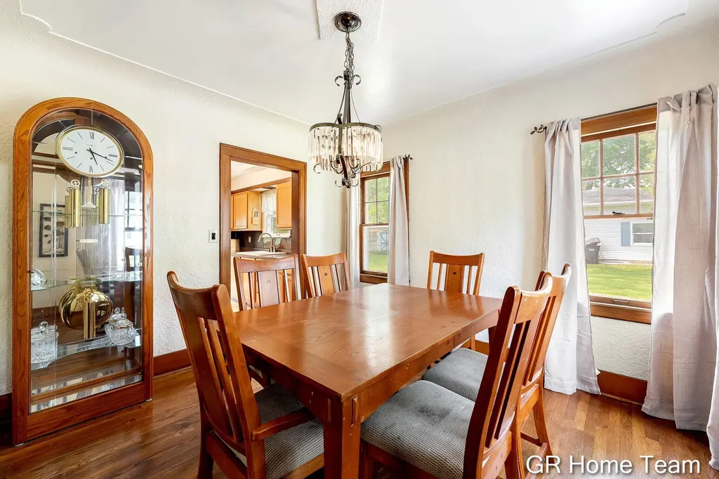 3991 Costa Avenue NE Plainfield Charter Township MI 49525