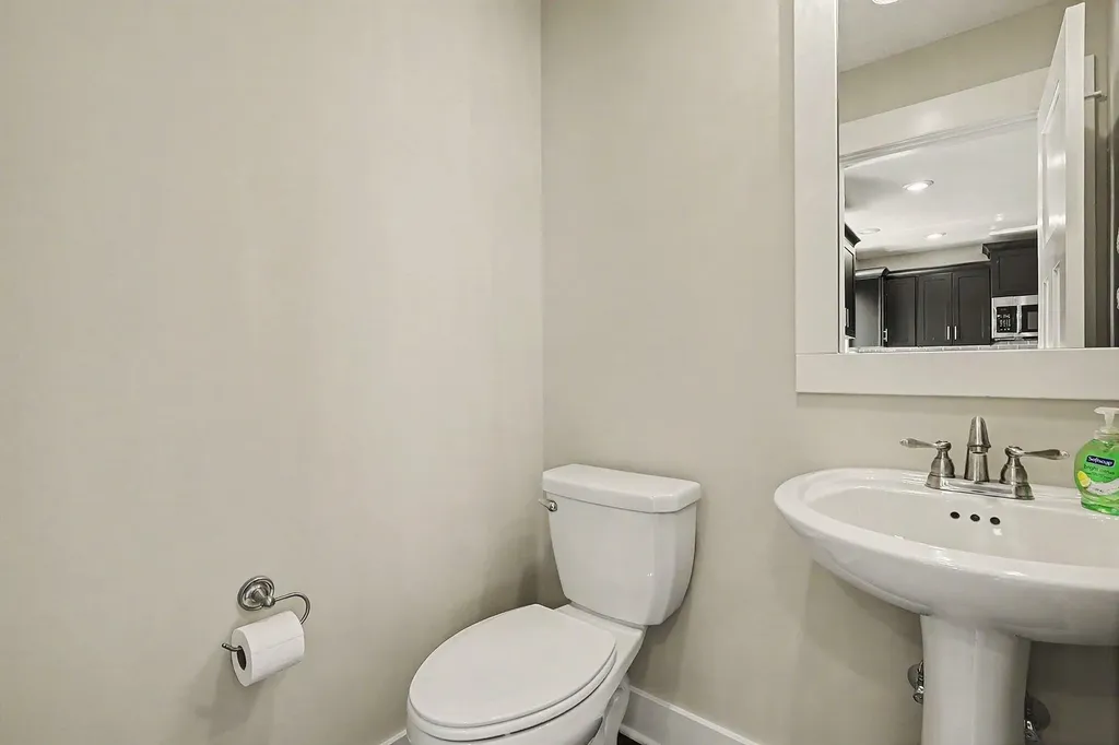 4704 Macatawa Legends Boulevard Holland Charter Township MI 49424