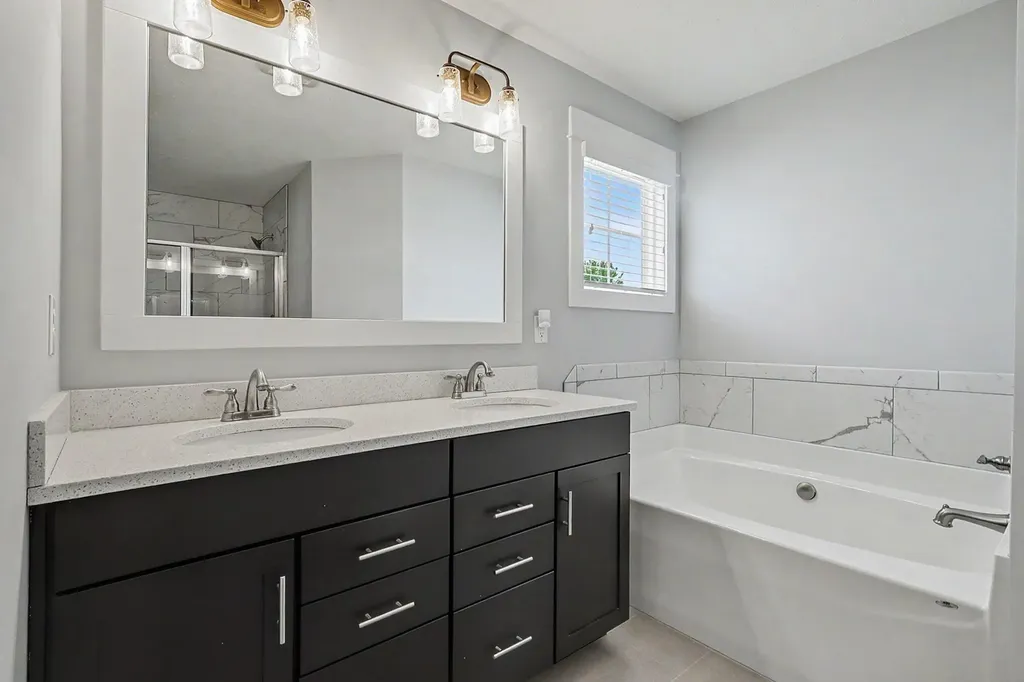 4704 Macatawa Legends Boulevard Holland Charter Township MI 49424