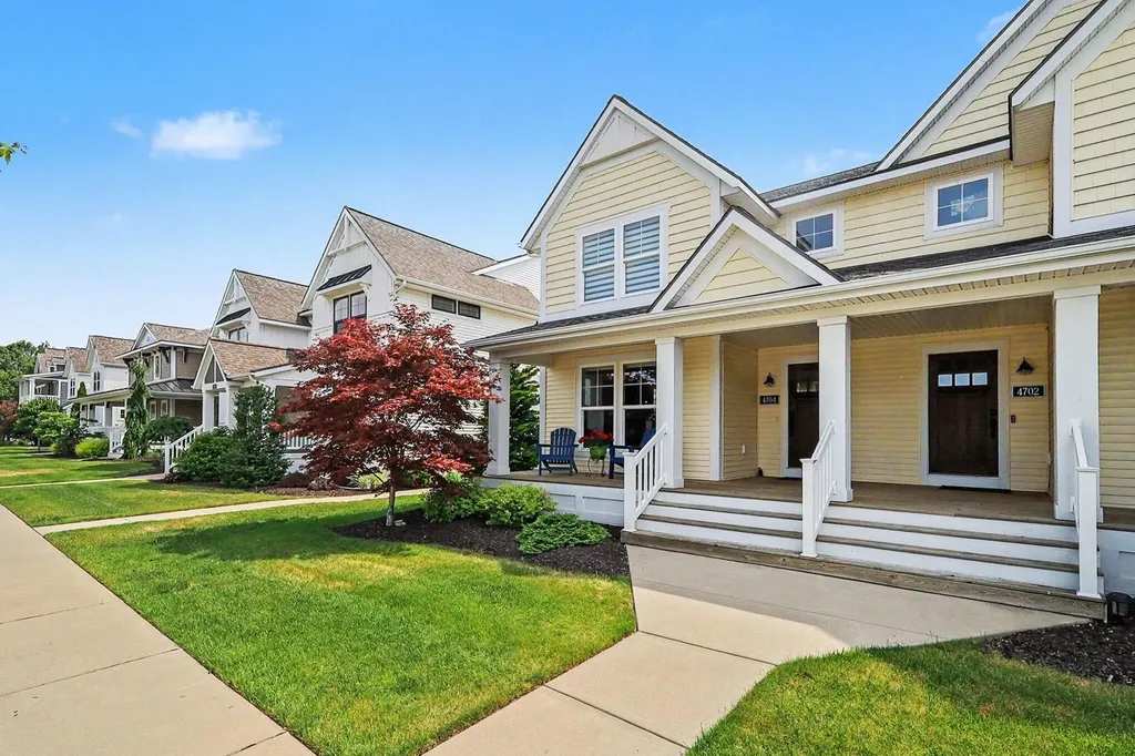 4704 Macatawa Legends Boulevard Holland Charter Township MI 49424
