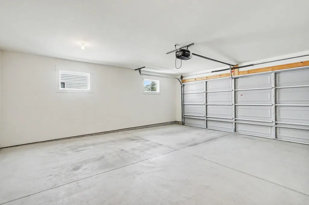 4704 Macatawa Legends Boulevard Holland Charter Township MI 49424