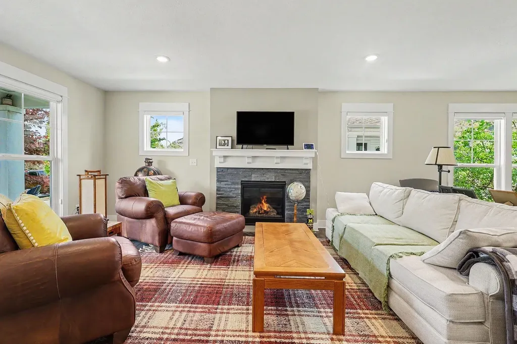 4704 Macatawa Legends Boulevard Holland Charter Township MI 49424