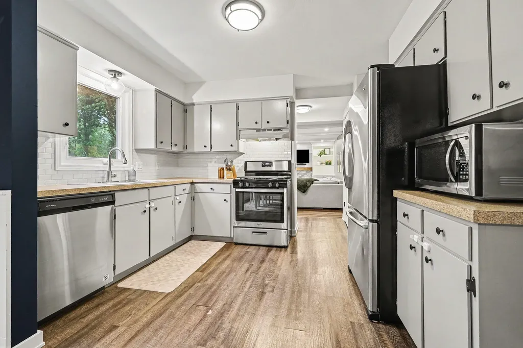 6609 Rix Street SE Ada Township MI 49301