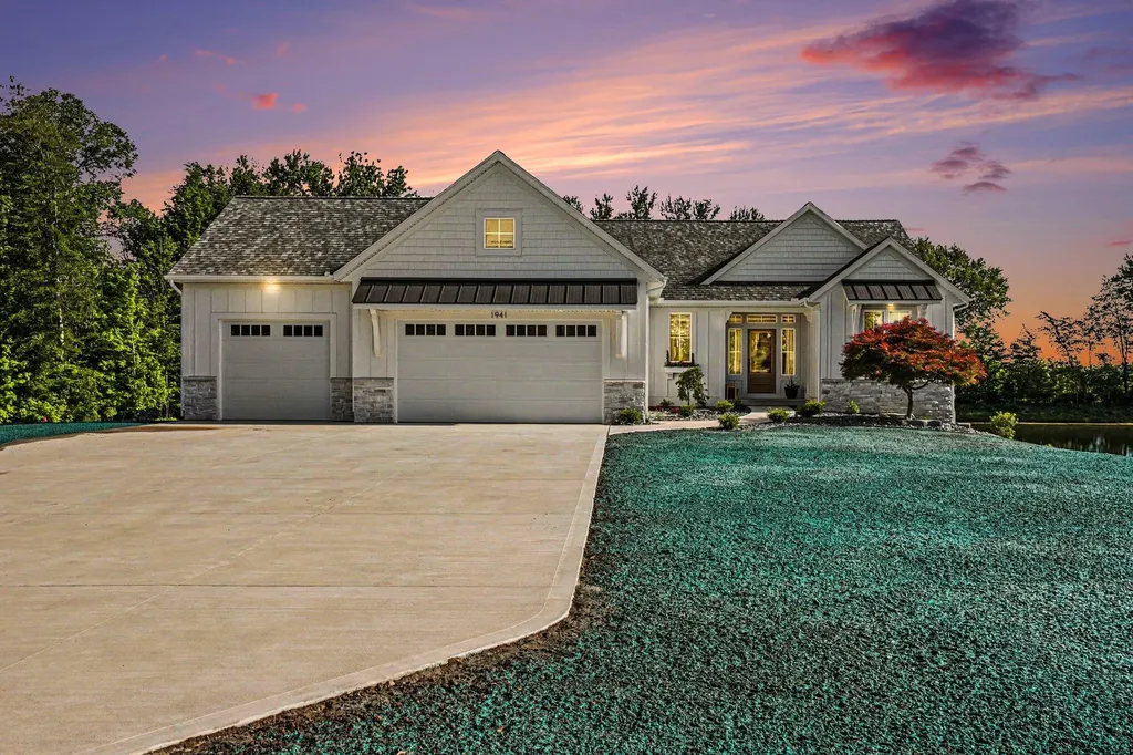 1941 Northfield Court SW Byron Township MI 49315