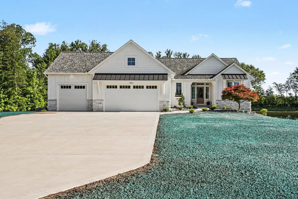 1941 Northfield Court SW Byron Township MI 49315