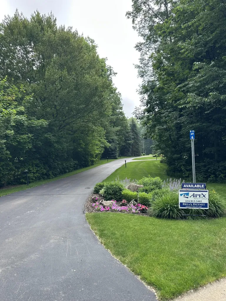 2840 Mary Nell Drive SW Byron Township MI 49315