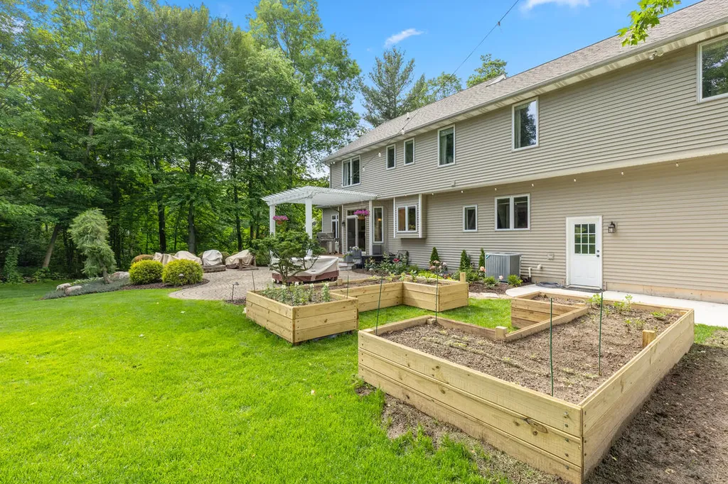 2840 Mary Nell Drive SW Byron Township MI 49315