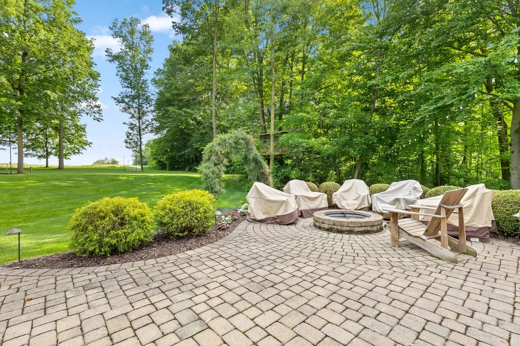 2840 Mary Nell Drive SW Byron Township MI 49315