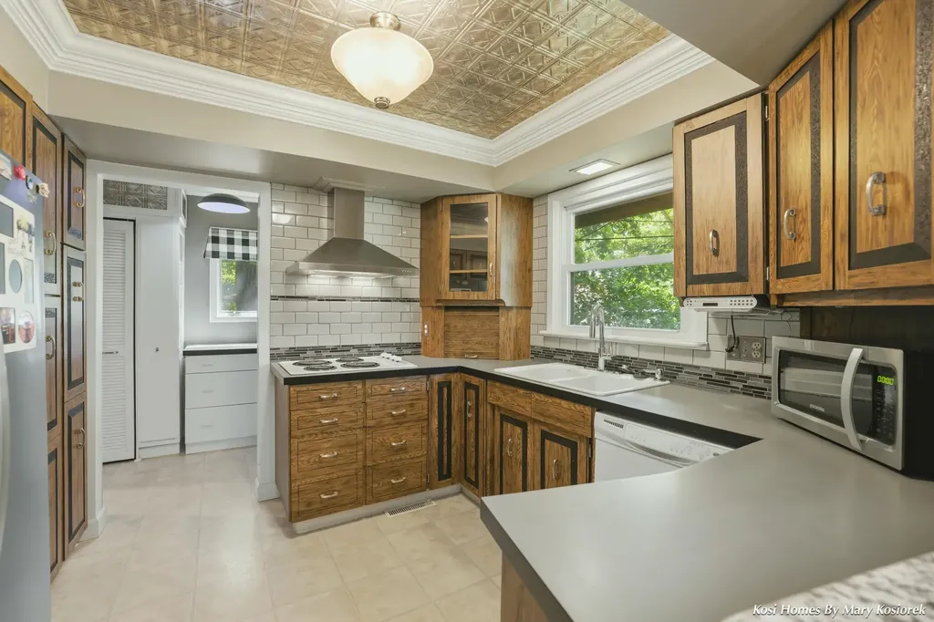 4960 Bluff Drive NE Plainfield Charter Township MI 49525