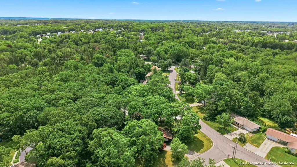 4960 Bluff Drive NE Plainfield Charter Township MI 49525