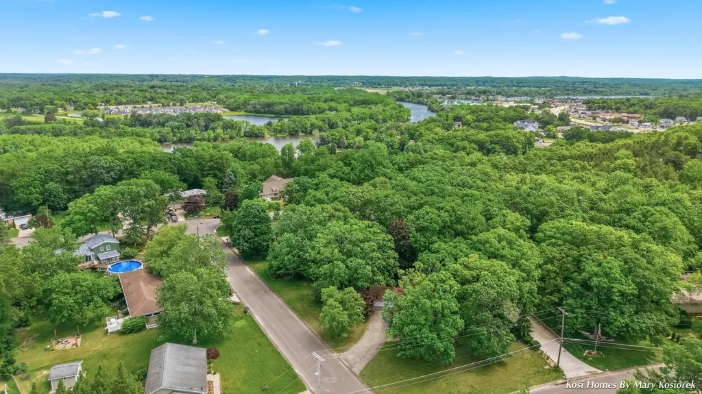 4960 Bluff Drive NE Plainfield Charter Township MI 49525