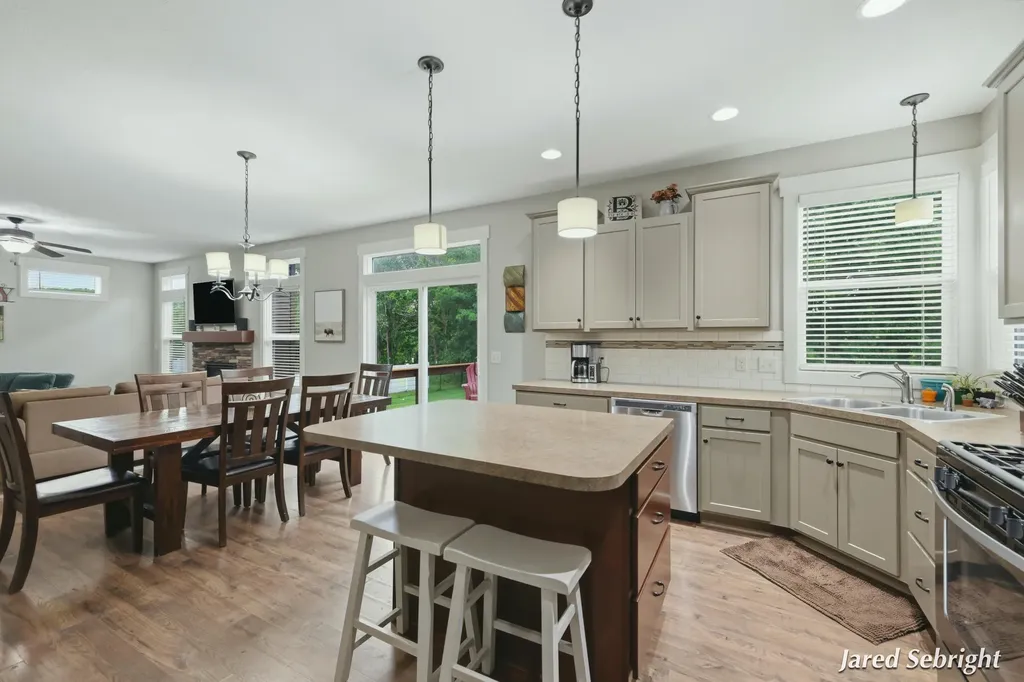 3671 Bryce Drive Georgetown Charter Township MI 49426
