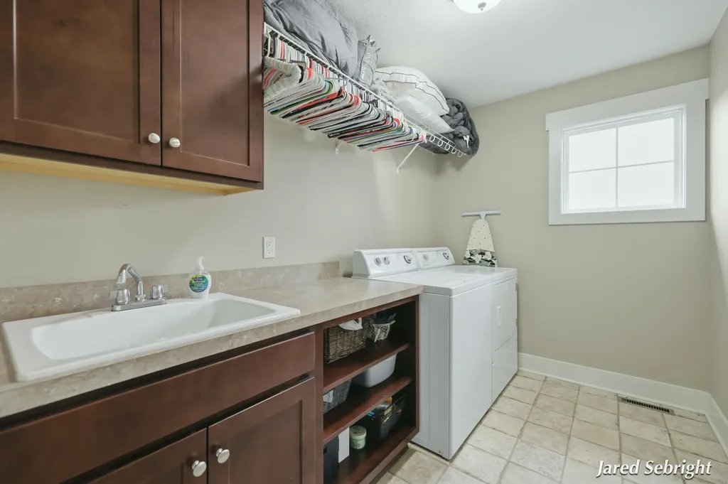 3671 Bryce Drive Georgetown Charter Township MI 49426