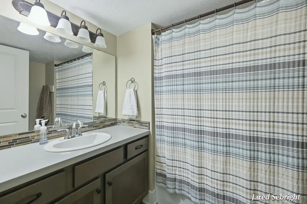 3671 Bryce Drive Georgetown Charter Township MI 49426