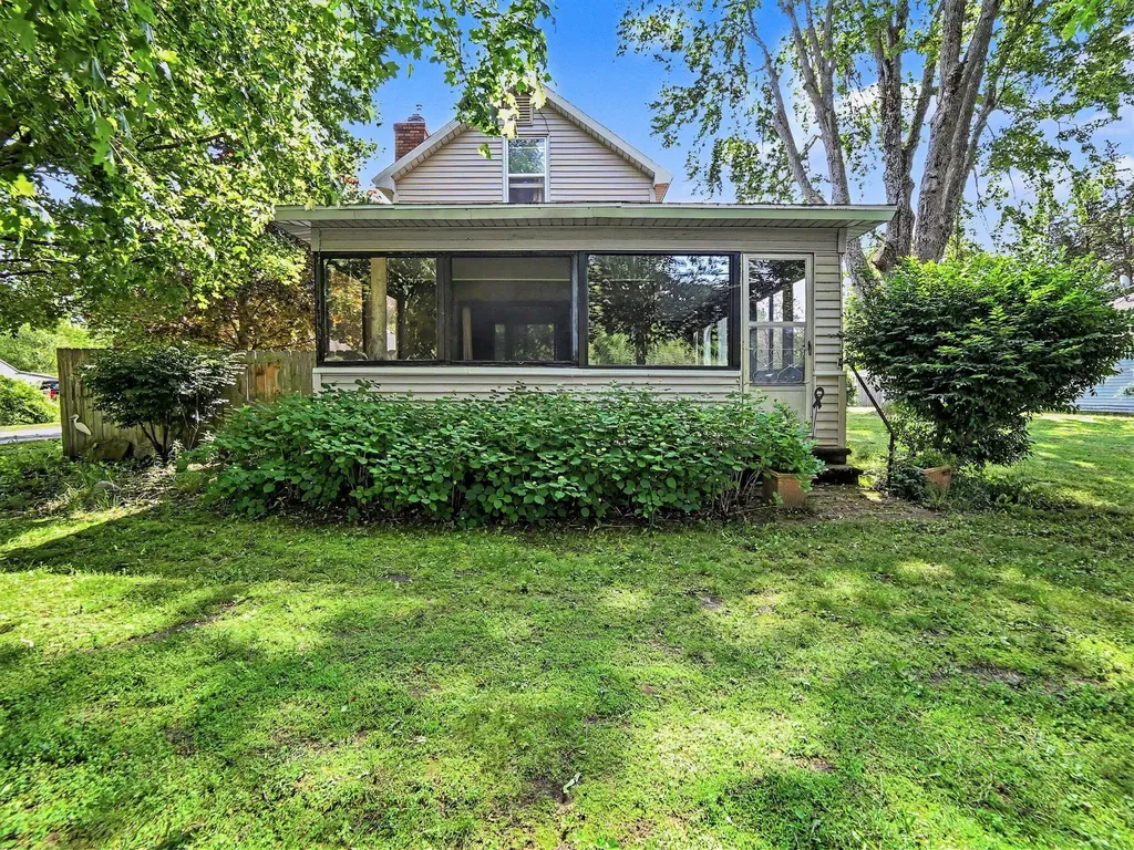 312 N Bear Lake Road Laketon Township MI 49445