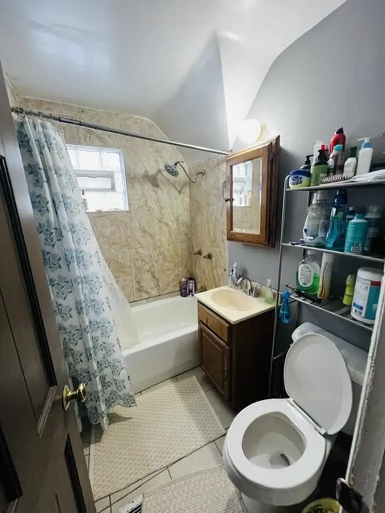 944 Caulfield Avenue SW Grand Rapids City MI 49503