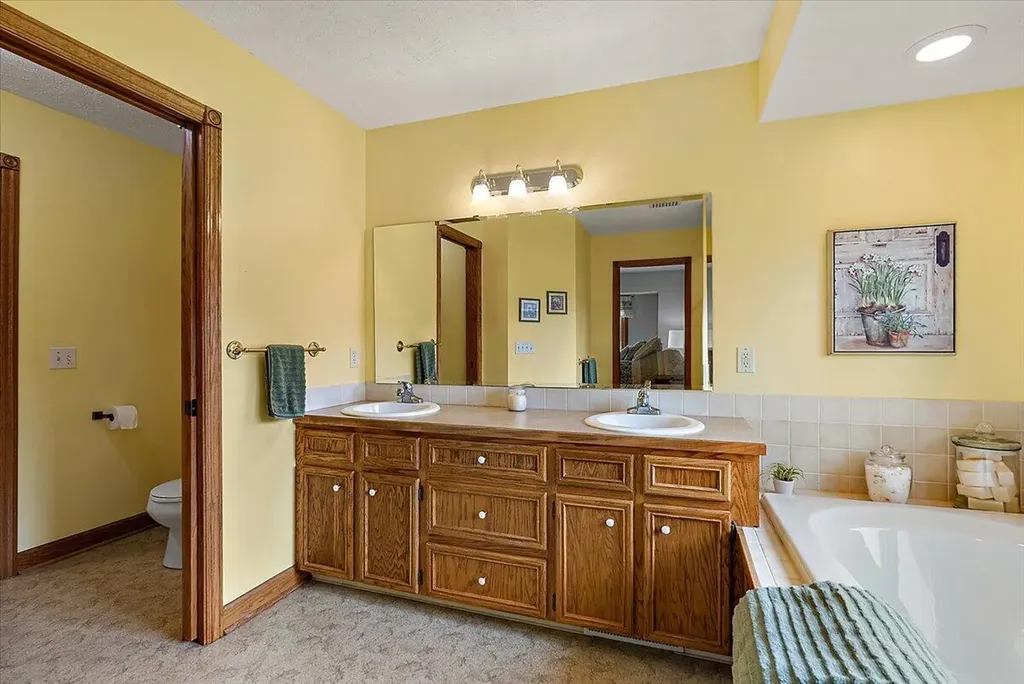 8259 Golfside Drive Georgetown Charter Township MI 49428