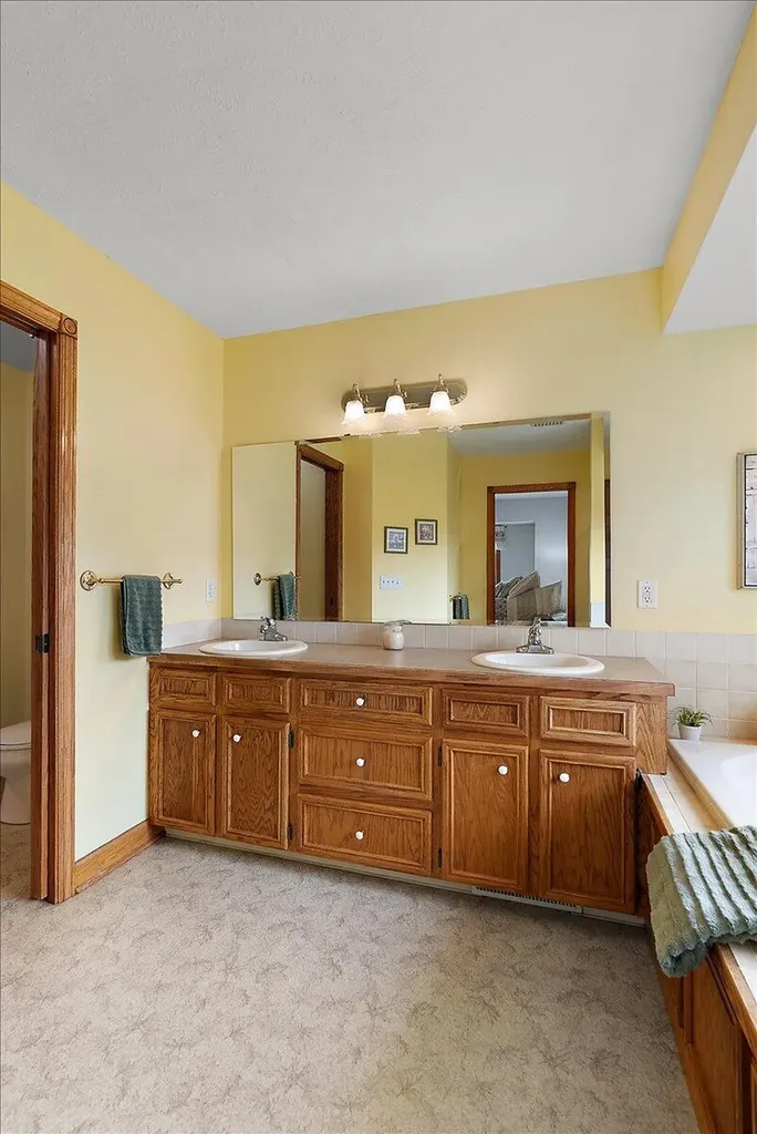 8259 Golfside Drive Georgetown Charter Township MI 49428