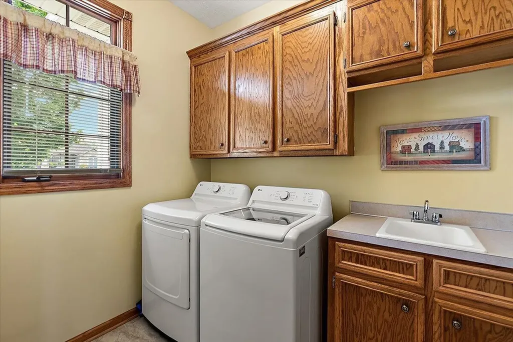 8259 Golfside Drive Georgetown Charter Township MI 49428