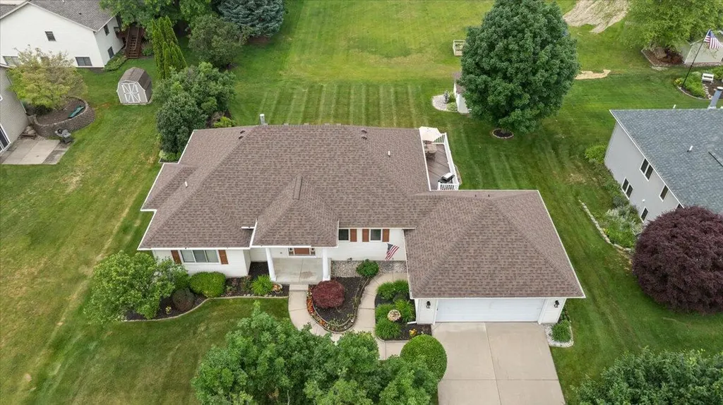 8259 Golfside Drive Georgetown Charter Township MI 49428