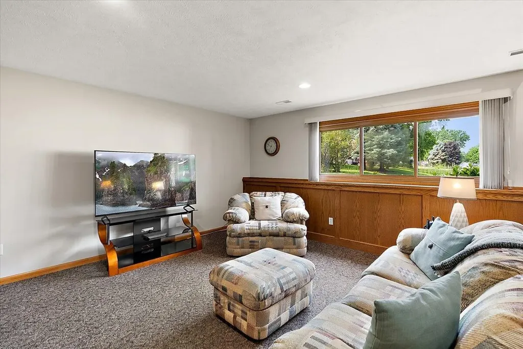 8259 Golfside Drive Georgetown Charter Township MI 49428