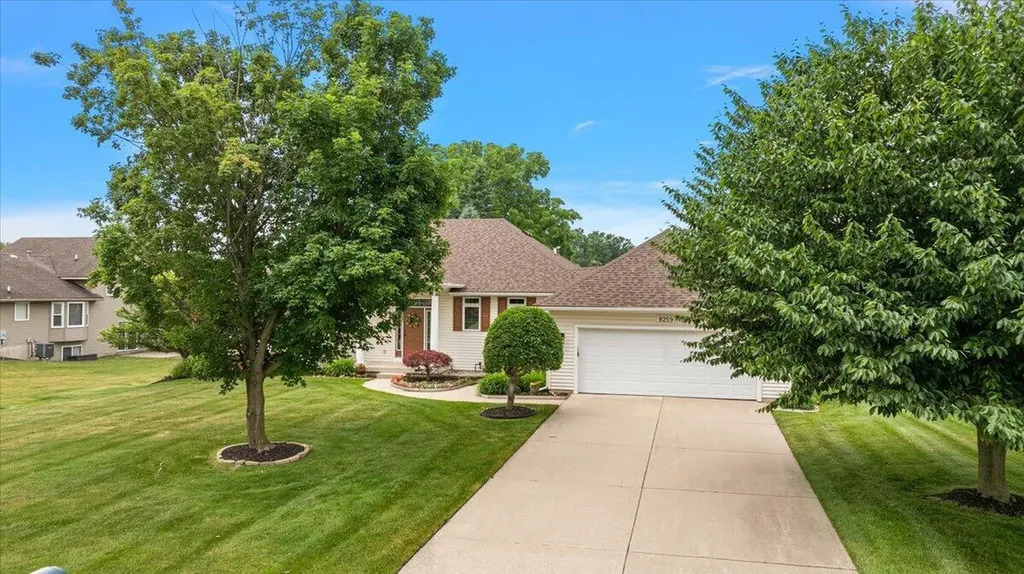 8259 Golfside Drive Georgetown Charter Township MI 49428