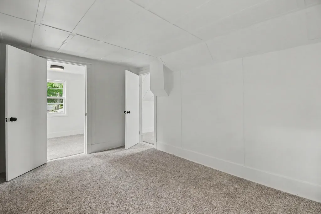 523 W Maple Street Wayland Township MI 49348