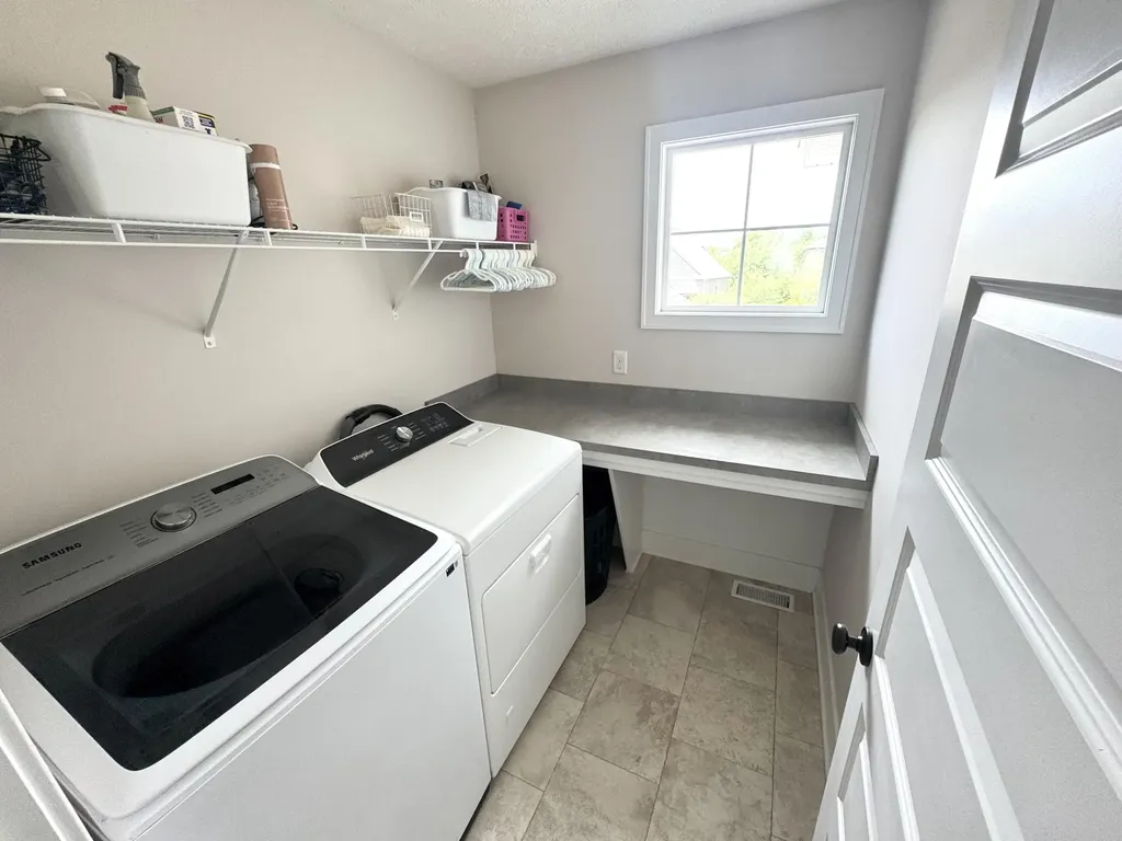 3086 Blairwood Georgetown Charter Township MI 49428